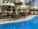 avalon-grand-poolbar.jpg