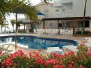 holiday-inn-cancun-arenas-pool2.jpg