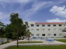 holiday-inn-express-playacar-pool2.jpg