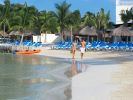 Filename=isla-mujeres-palace-beach.jpg
Filesize=28KB
Dimensions=400x300
Date added=Oct 10, 2008 isla-mujeres-palace-beach.jpg