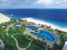 riu-caribe-pool.jpg