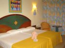 riu-yucatan-stand.jpg