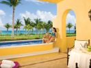 zoetry-jacuzzysuite1.jpg