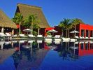 zoetry-pool2.jpg