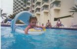 Filename=Leilani Corona Gonzalez en alberca sheraton.jpg
Filesize=34KB
Dimensions=576x368
Date added=Aug 17, 2004 Leilani Corona Gonzalez en alberca sheraton.jpg